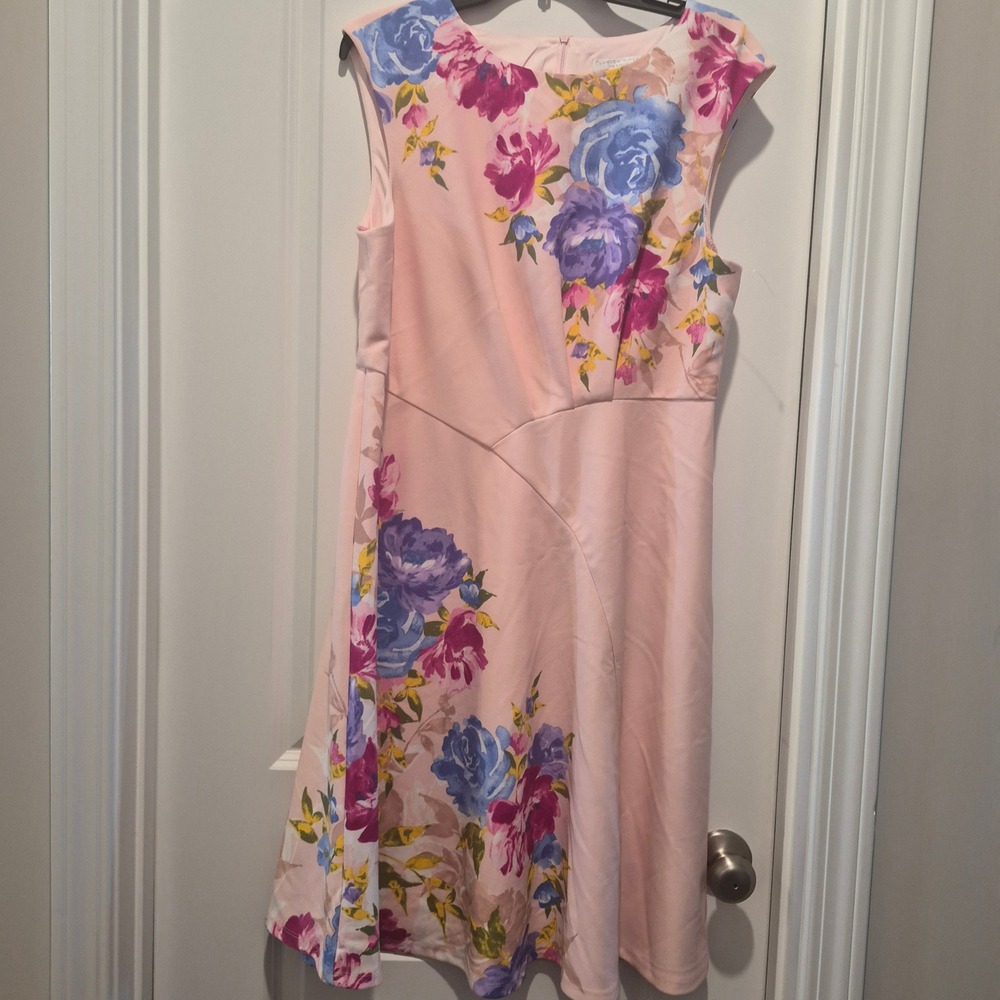 London Times Pink Floral Sleeveless Fit and Flare Midi Dress Womens Size 14P